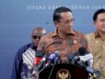 Menteri Hukum, Supratman Andi Agtas, bersama Menko Hukum dan HAM, Prof Yusril Ihza Mahendra, dan Menteri HAM, Natalius Pigai melakukan konferensi pers usai Rapat Terbatas dengan Presiden Prabowo.