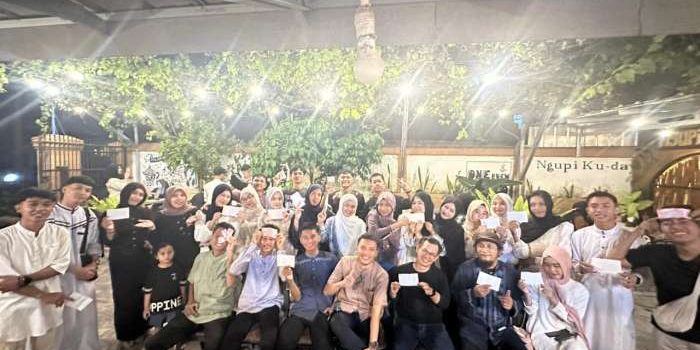BAGI BONUS - Para Atlet Hockey (FHI) OKU gelar buka puasa bersama sekaligus berbagi bonus Porprov XV Tahun 2025 Muba di Cafe Ngupi Kudai, Selasa (17/03/206). foto ist